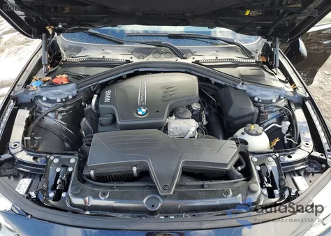 2018 BMW 320 Xi z USA, uszkodzony, nr VIN WBA8A3C57JA492432